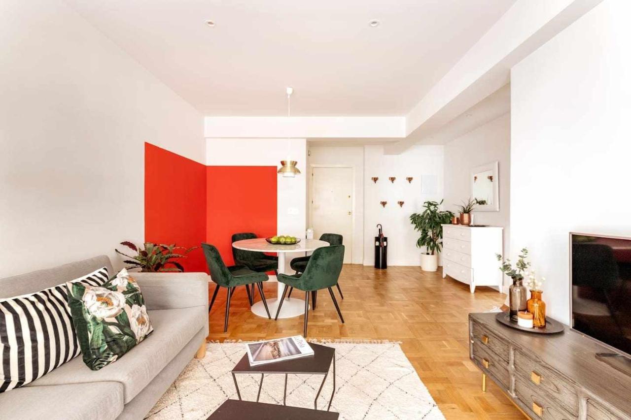 New Amara Suite Friends & Families Parking San Sebastián Exteriör bild