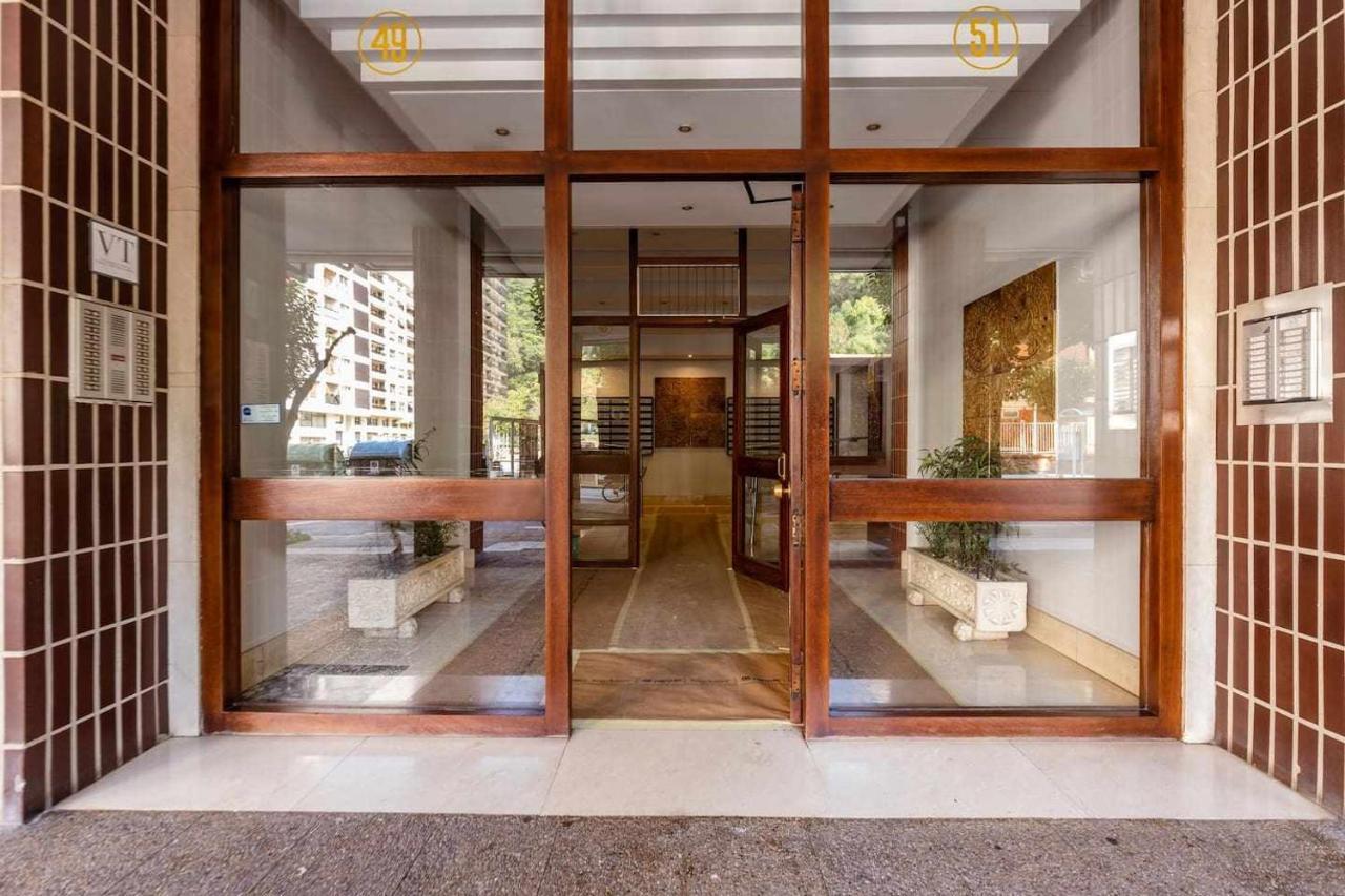 New Amara Suite Friends & Families Parking San Sebastián Exteriör bild